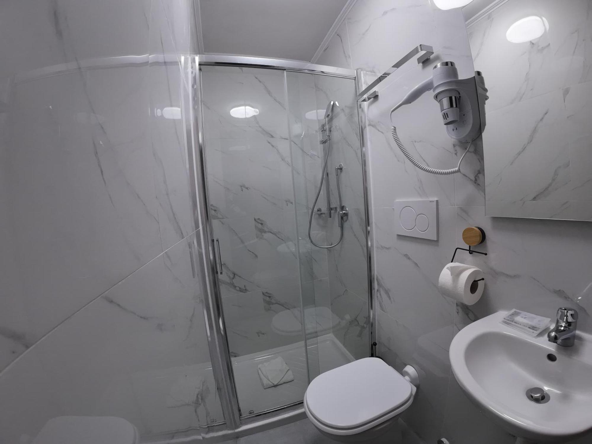 Kaydee Guesthouse روما المظهر الخارجي الصورة