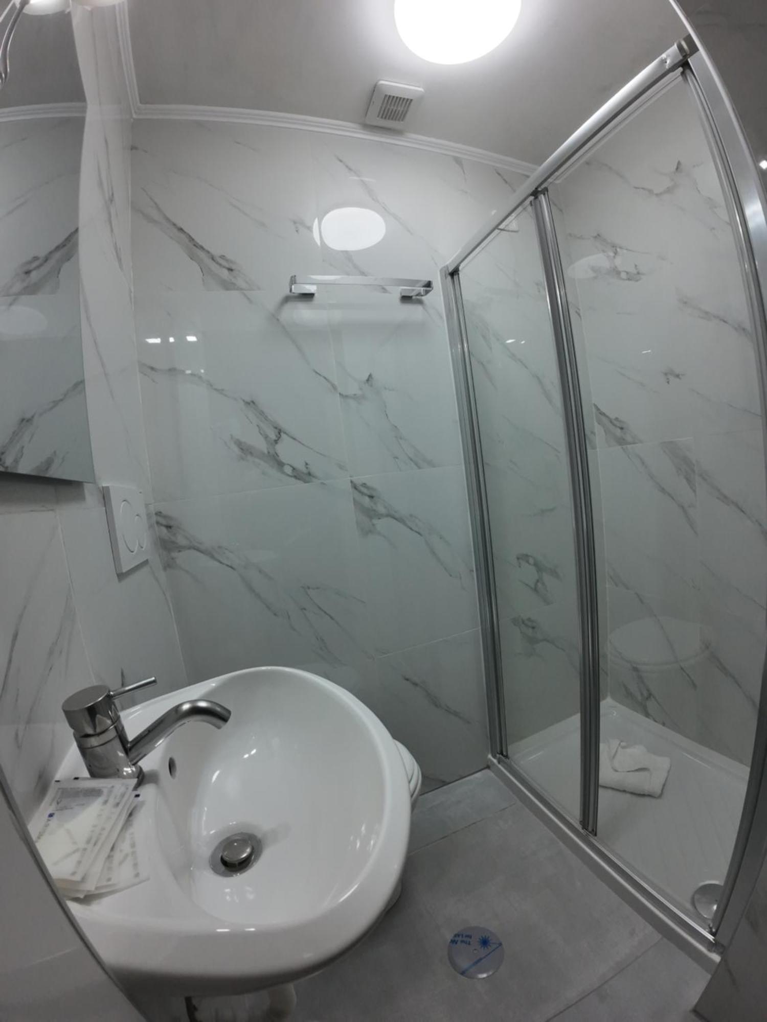 Kaydee Guesthouse روما المظهر الخارجي الصورة