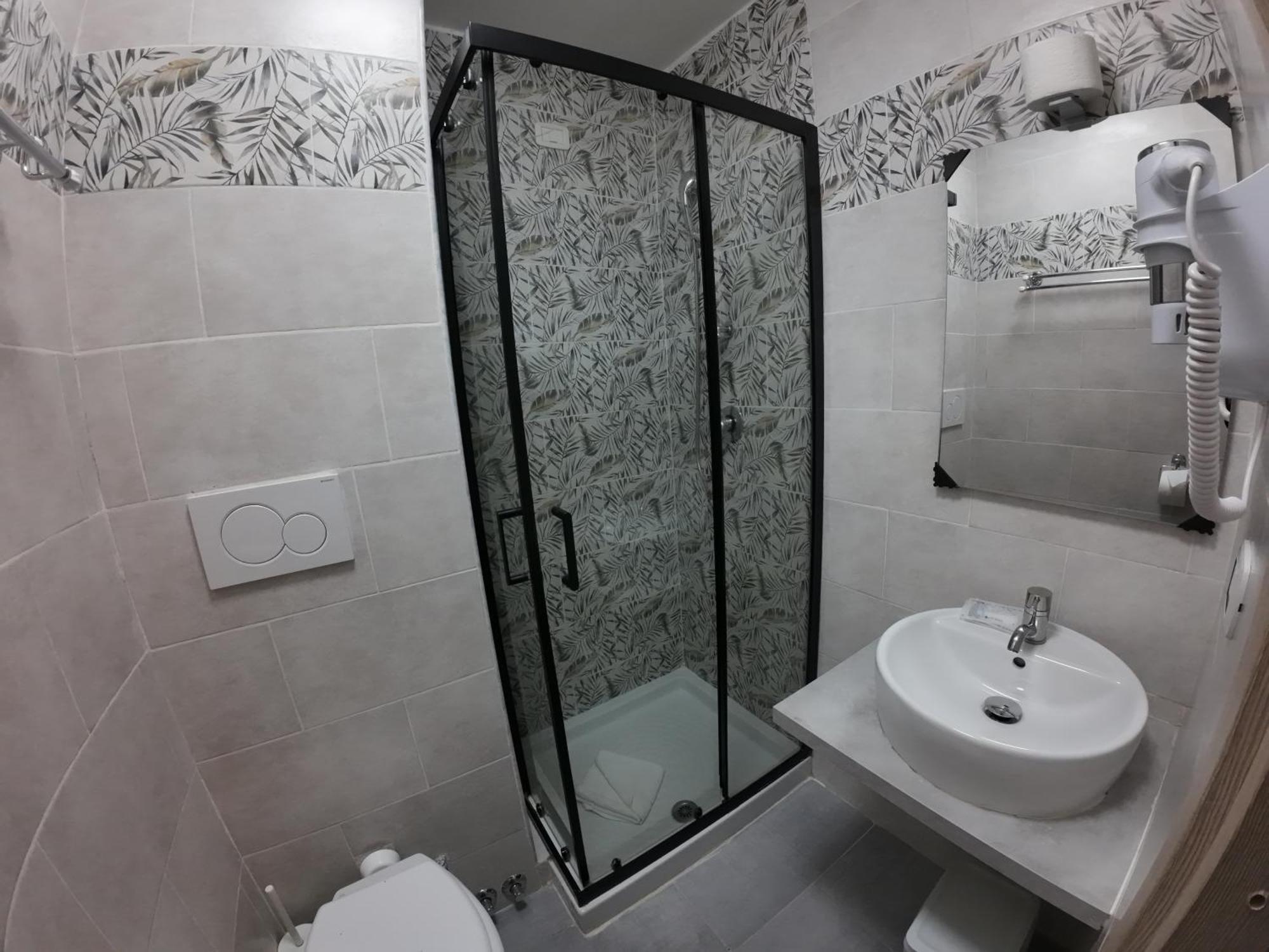 Kaydee Guesthouse روما المظهر الخارجي الصورة