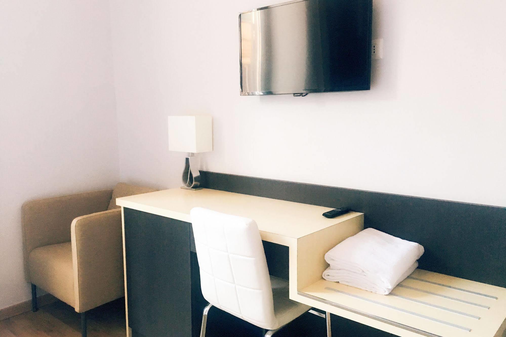 Kaydee Guesthouse روما المظهر الخارجي الصورة